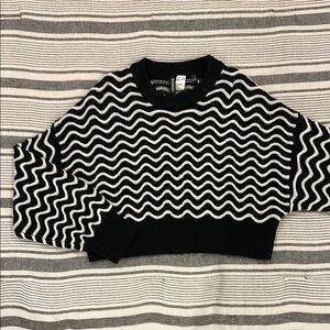 Black and White Wavy Sweater